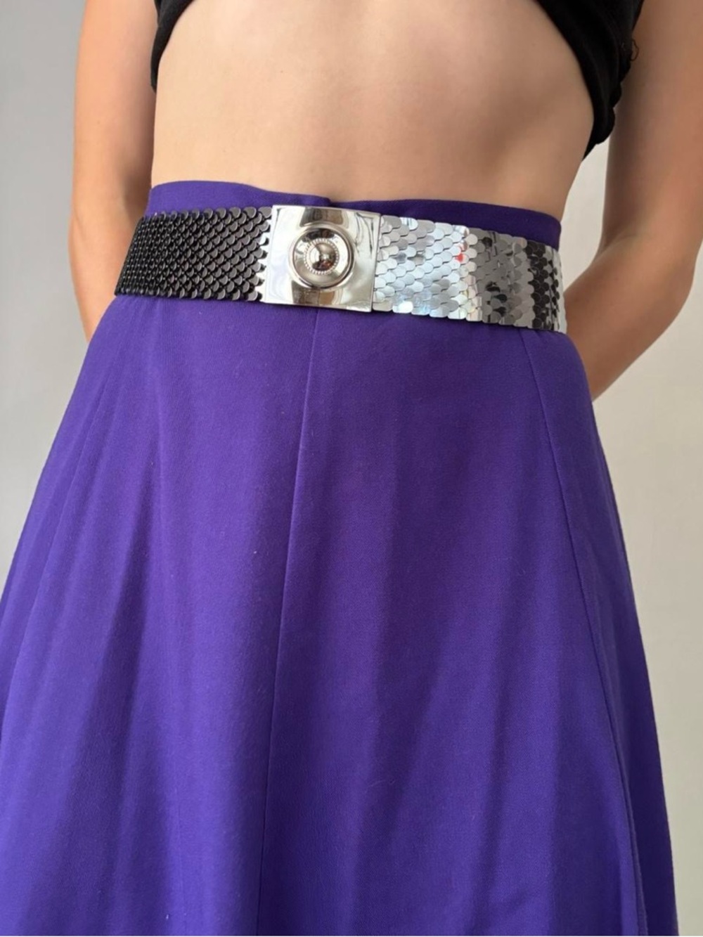 Vintage 70s glam disco silver fish scale belt with silver buckle